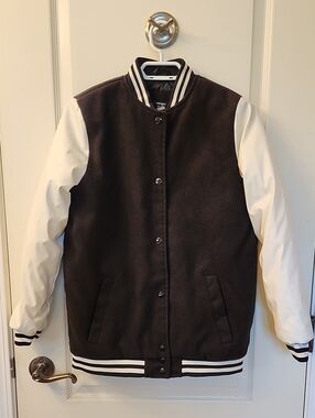 Forever 21 Black & White Varsity Jacket, Mens XS (worn 1x) - Excellent Condition